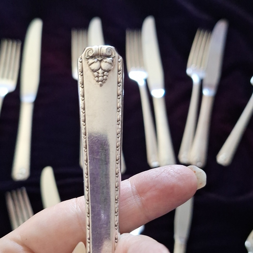 Prestige Silver Plate Vintage Prestine Forks and Knife  Set Lot 2 - Picture 16 of 16